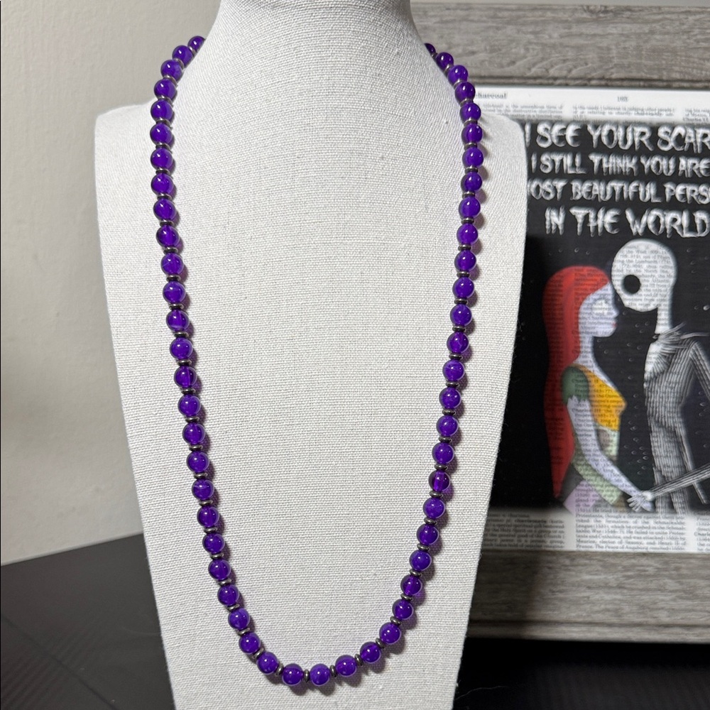 Vintage Purple Glossy Bead Necklace - Retro Acrylic/Lucite Design